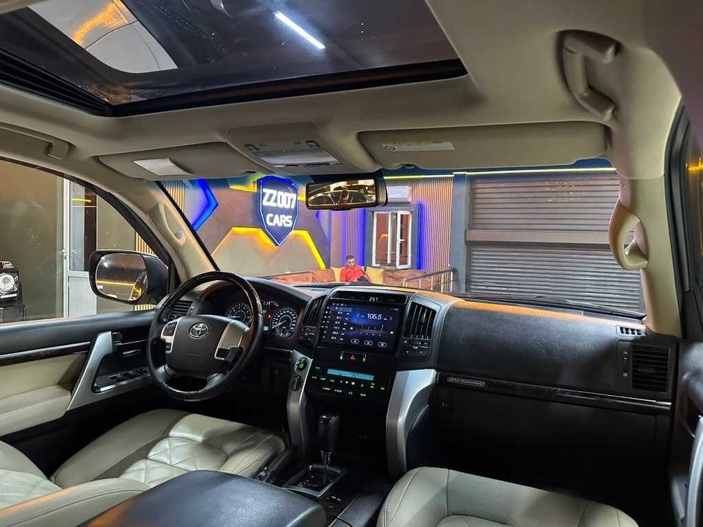 2011 Toyota Land Cruiser, 4.0L, 183500km - Image 21