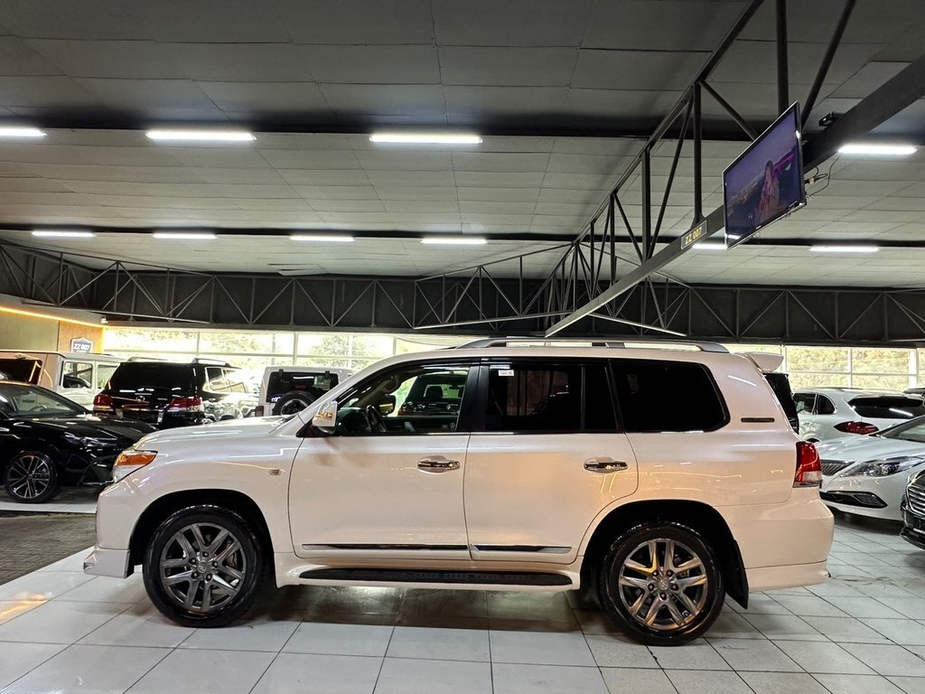 2011 Toyota Land Cruiser, 4.0L, 183500km - Image 9