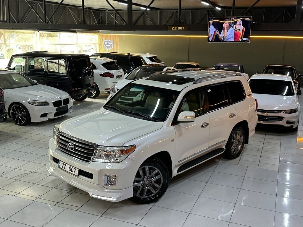 2011 Toyota Land Cruiser, 4.0L, 183500km - Image 10