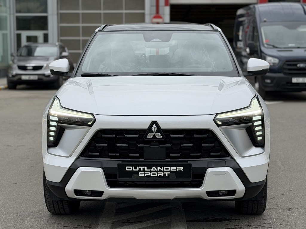 2026 Mitsubishi Outlander Sport, 1.5L, 0km - Image 1