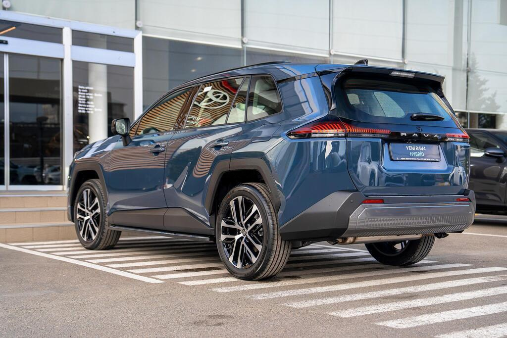 2026 Toyota RAV4, 2.5L, 0km - Image 7
