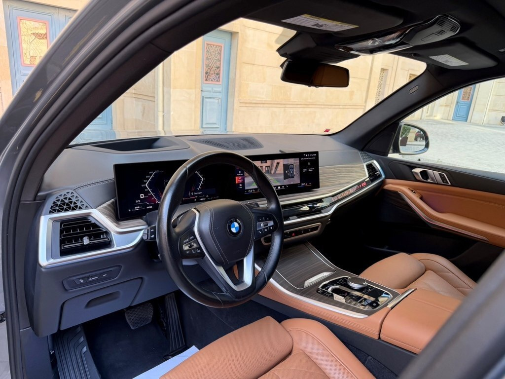 2024 BMW X5, 3.0L, 44000km - Image 13