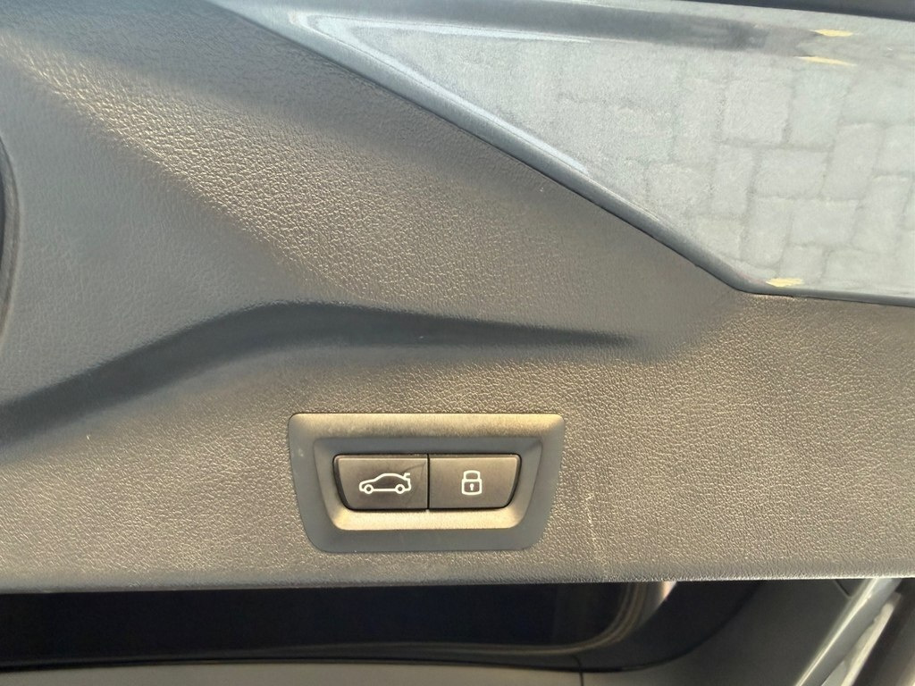 2024 BMW X5, 3.0L, 44000km - Image 15
