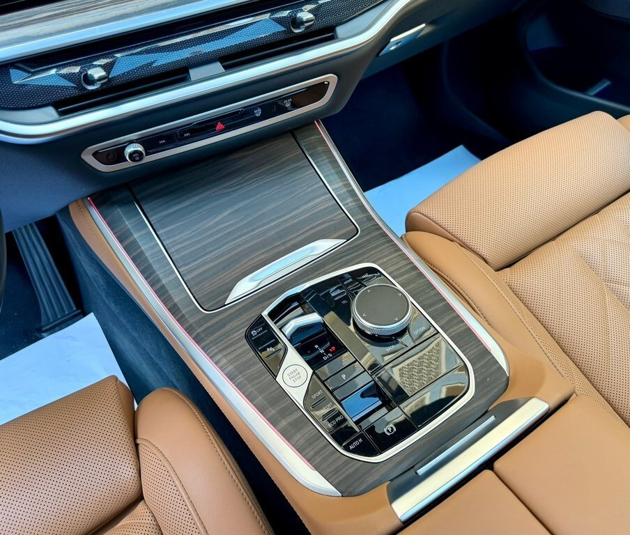 2024 BMW X5, 3.0L, 44000km - Image 19