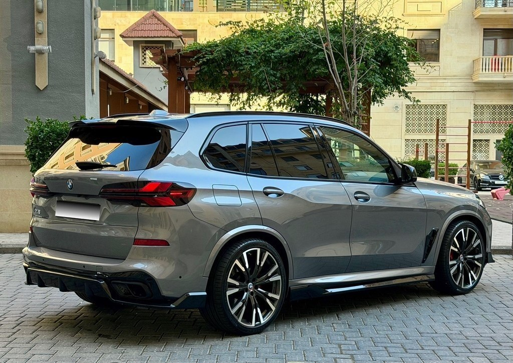 2024 BMW X5, 3.0L, 44000km - Image 4