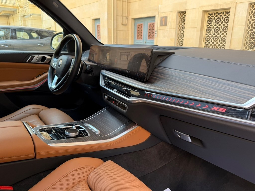 2024 BMW X5, 3.0L, 44000km - Image 9