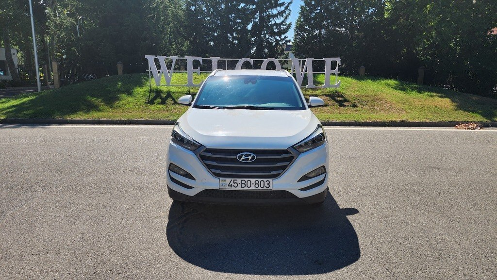 2016 Hyundai Tucson, 2.0L, 145000km - Image 1