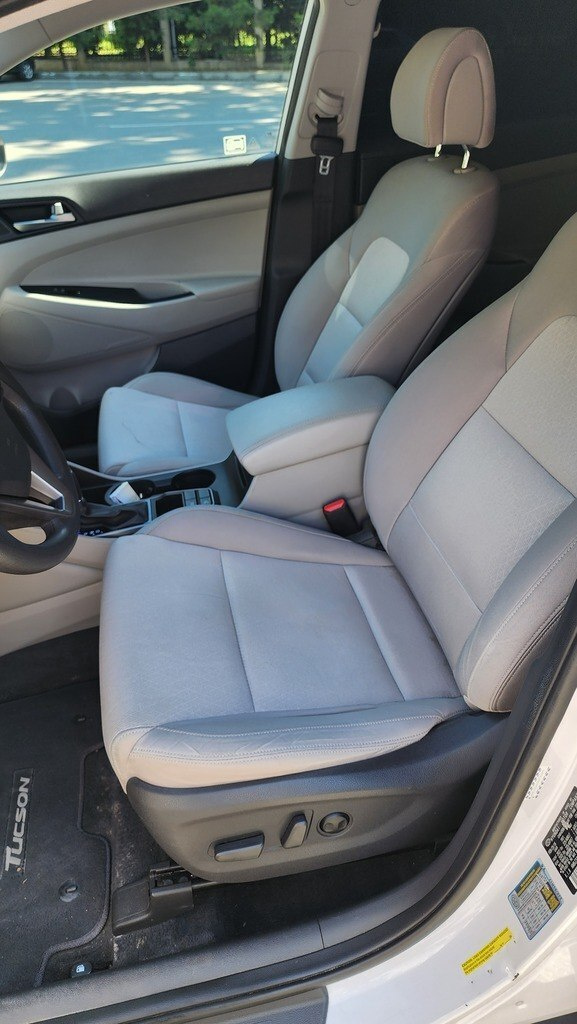 2016 Hyundai Tucson, 2.0L, 145000km - Image 10