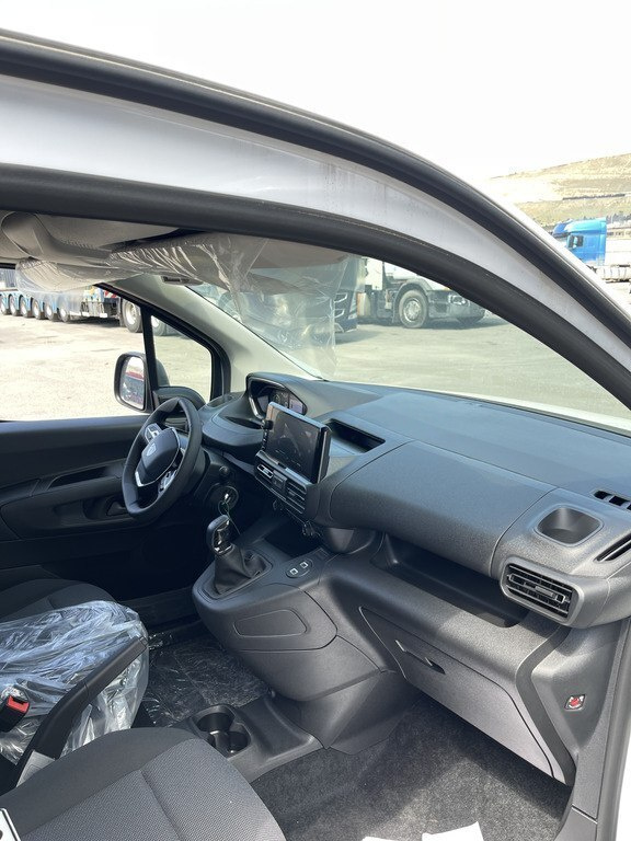 2024 Peugeot Partner, 1.5L, 0km - Image 7
