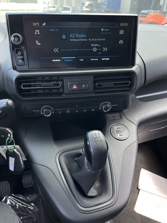 2024 Peugeot Partner, 1.5L, 0km - Image 10