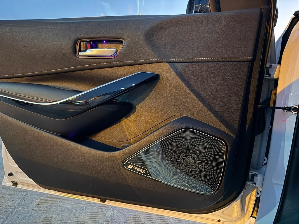 2025 Toyota Corolla, 1.8L, 13000km - Image 15