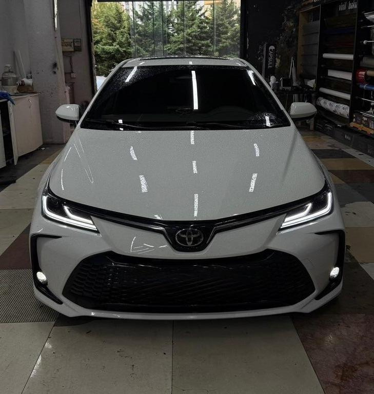 2025 Toyota Corolla, 1.8L, 13000km - Image 4