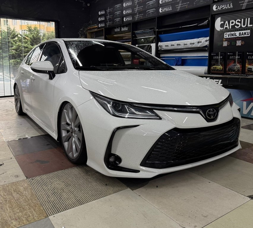 2025 Toyota Corolla, 1.8L, 13000km - Image 7