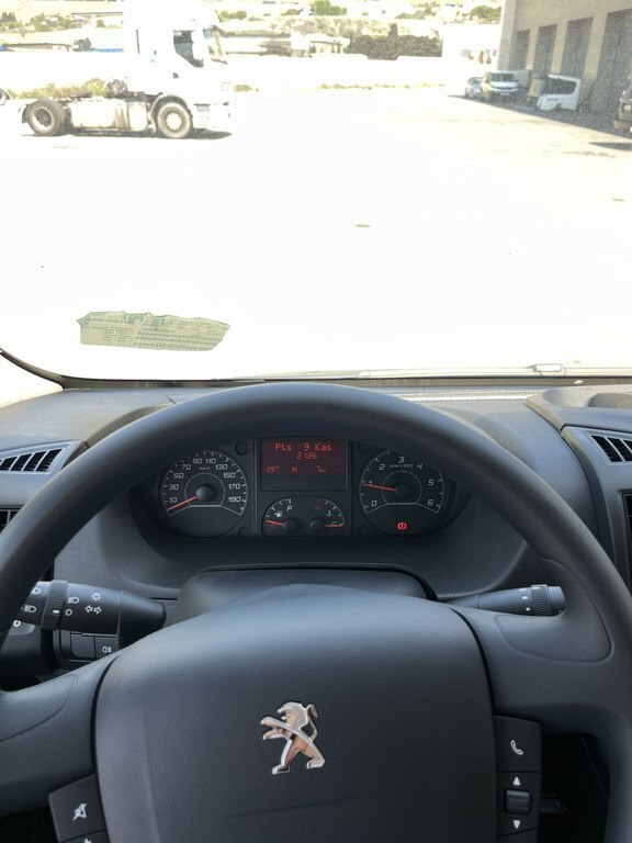 2025 Peugeot Boxer, 2.2L, 0km - Image 11