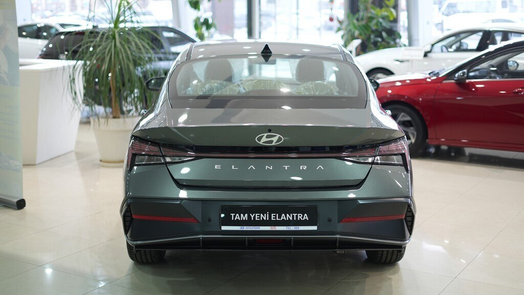 2025 Hyundai Elantra, 1.6L, 0km - Image 18