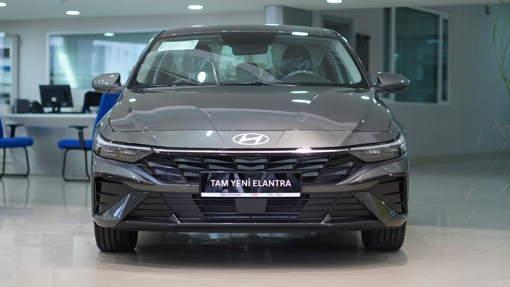 2025 Hyundai Elantra, 1.6L, 0km - Image 3