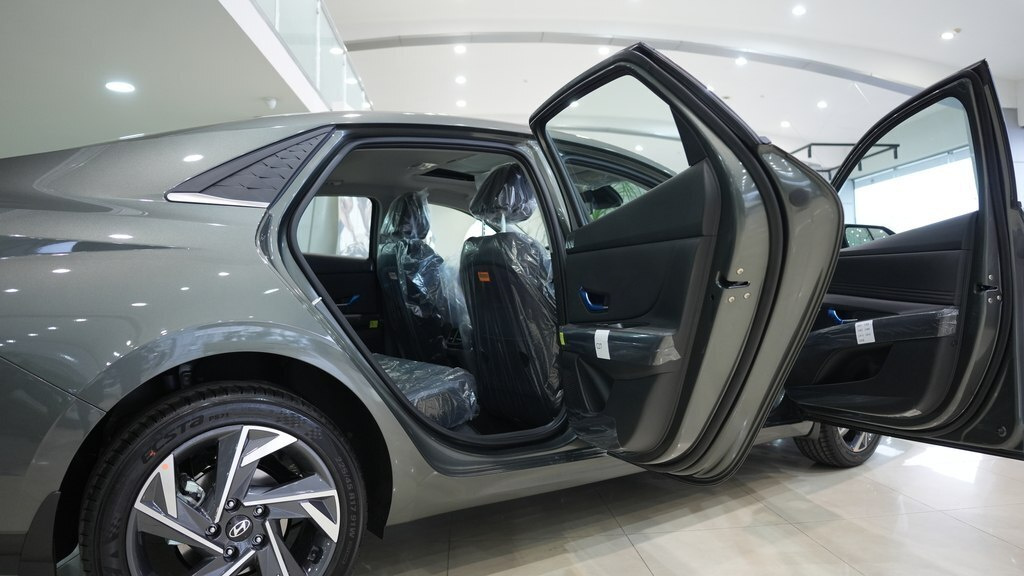 2025 Hyundai Elantra, 1.6L, 0km - Image 27