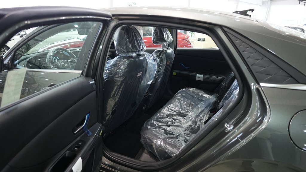2025 Hyundai Elantra, 1.6L, 0km - Image 28