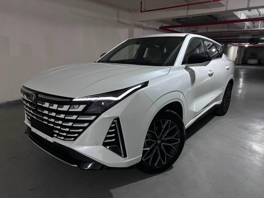 2025 Changan Uni-Z, 1.5L, 0km - Image 2