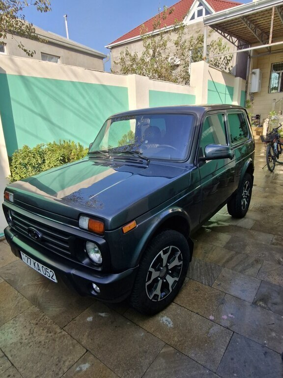 2016 LADA (VAZ) Niva, 1.7L, 182300km - Image 2