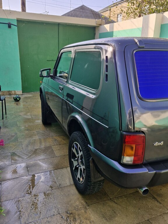 2016 LADA (VAZ) Niva, 1.7L, 182300km - Image 5