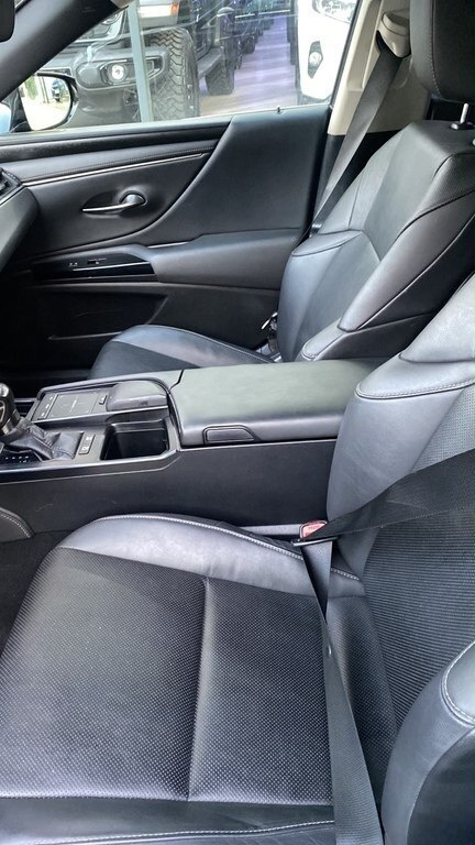2021 Lexus ES 300h, 2.5L, 109123km - Image 6
