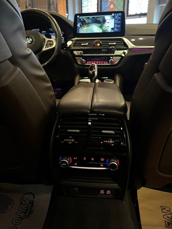 2021 BMW 530e, 2.0L, 116000km - Image 16