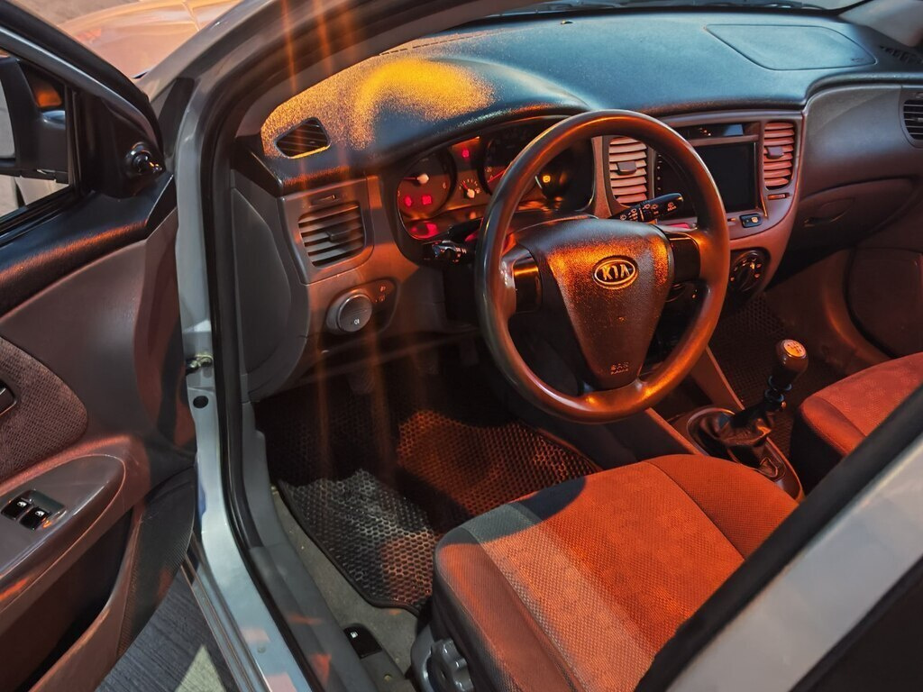 2005 Kia Rio, 1.5L, 184239km - Image 15