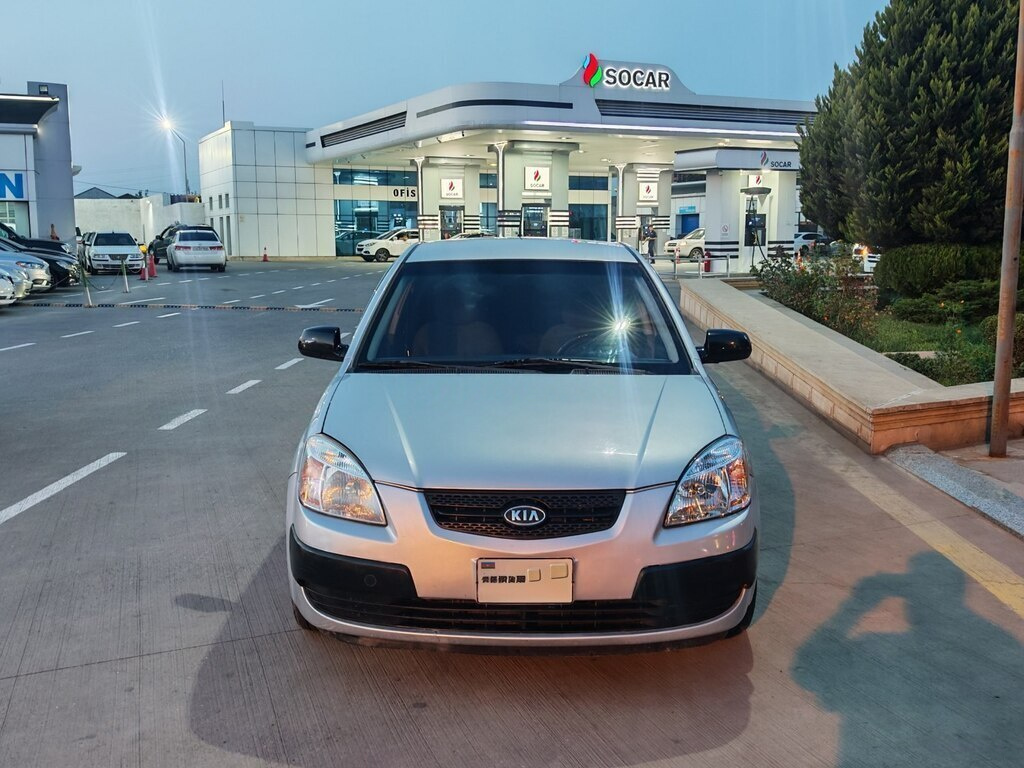 2005 Kia Rio, 1.5L, 184239km - Image 5