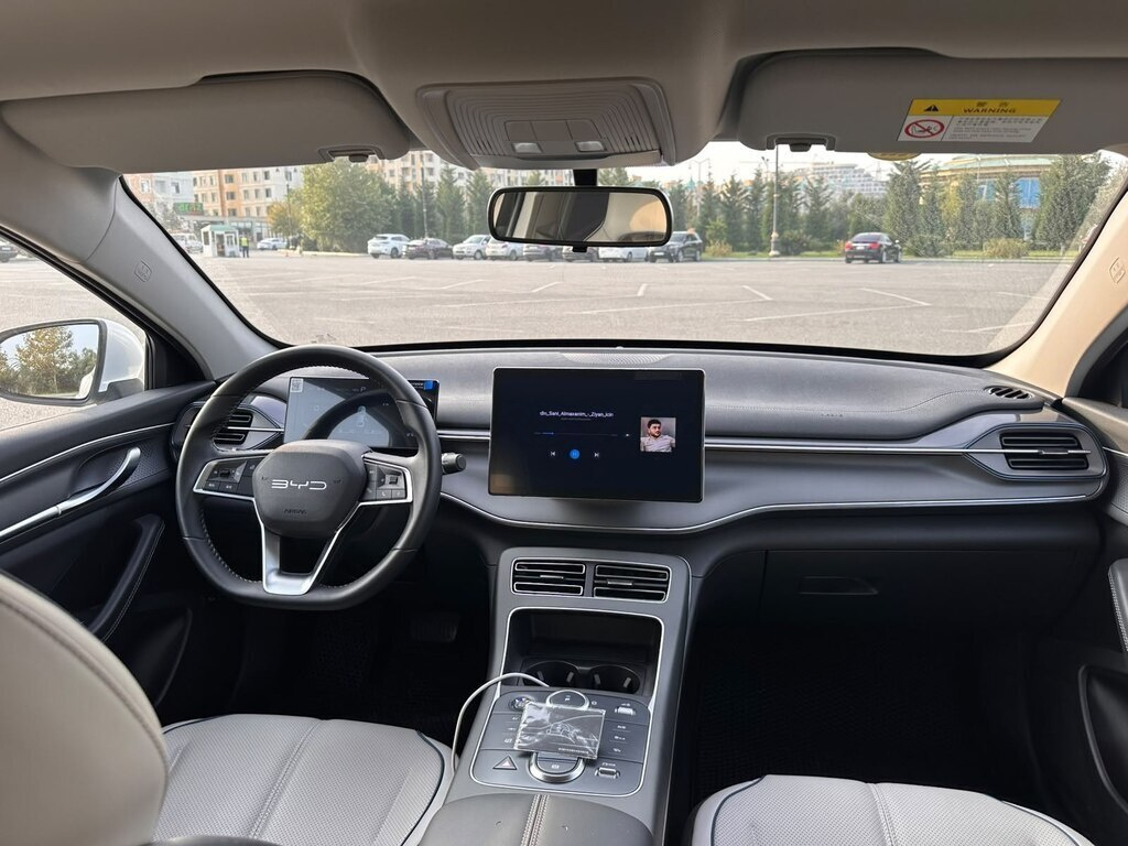 2025 BYD Destroyer 05, 1.5L, 11600km - Image 5