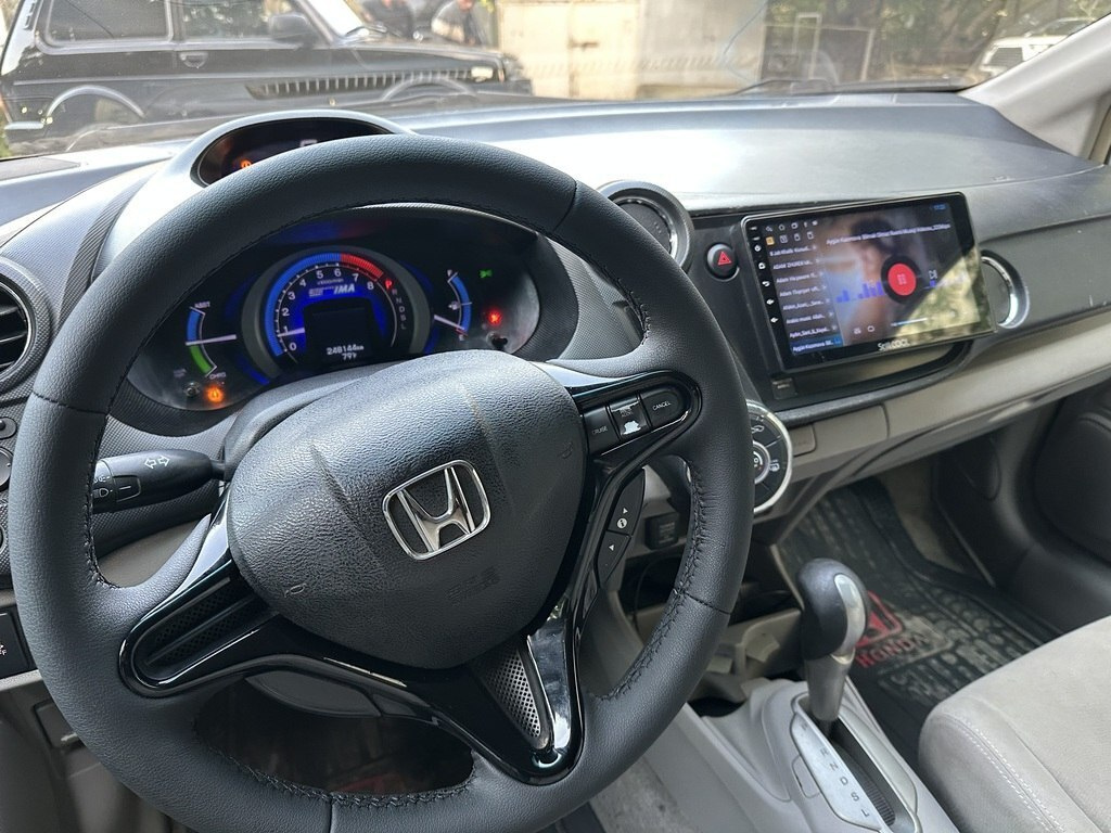 2011 Honda Insight, 1.3L, 248000km - Image 7