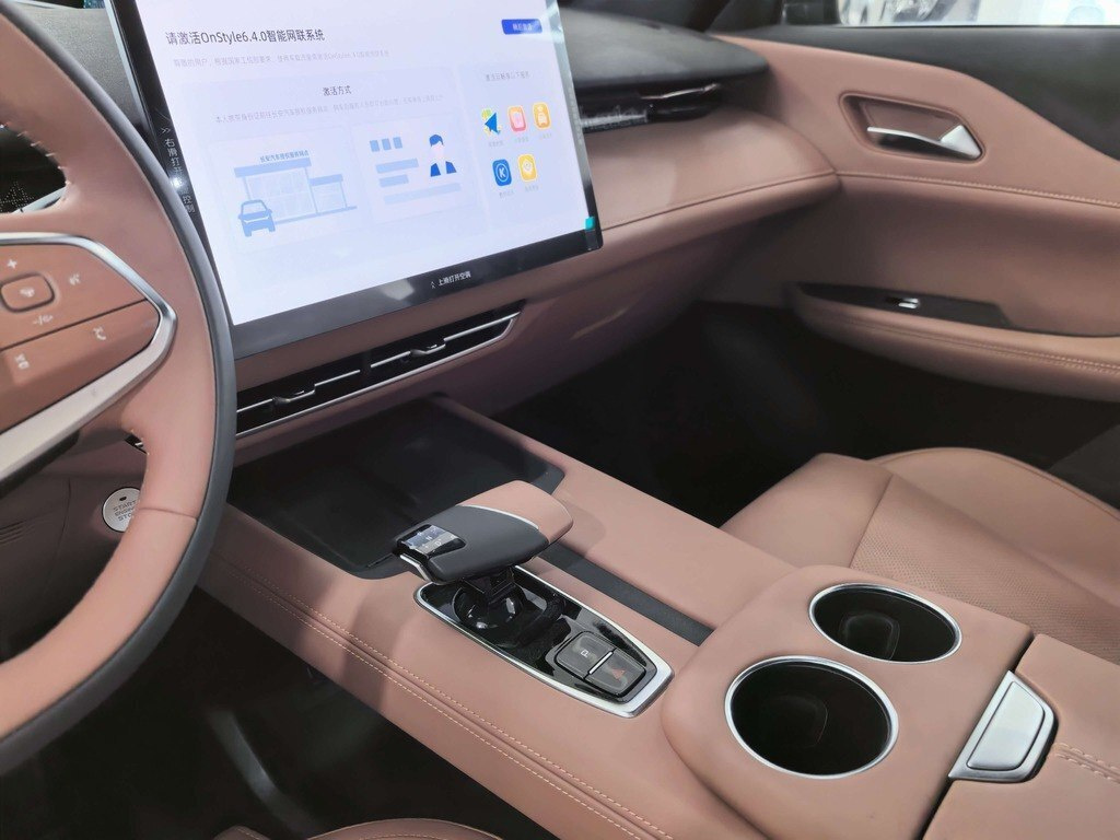 2025 Changan Uni-Z, 1.5L, 0km - Image 9
