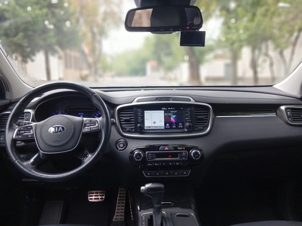 2019 Kia Sorento, 2.2L, 182000km - Image 13