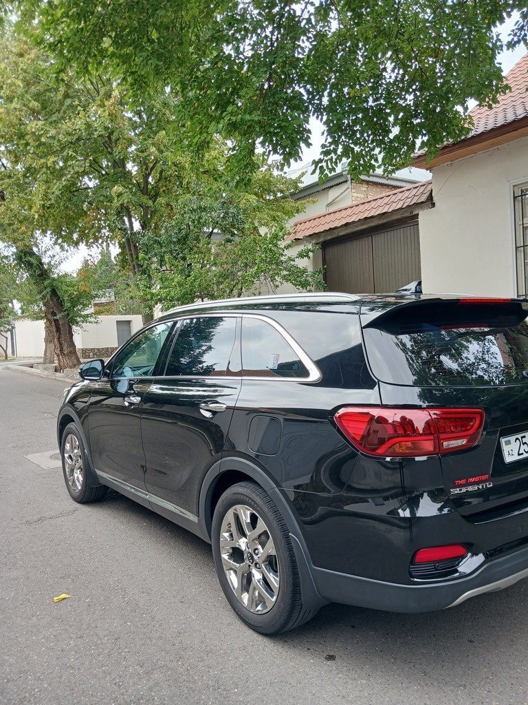 2019 Kia Sorento, 2.2L, 182000km - Image 6