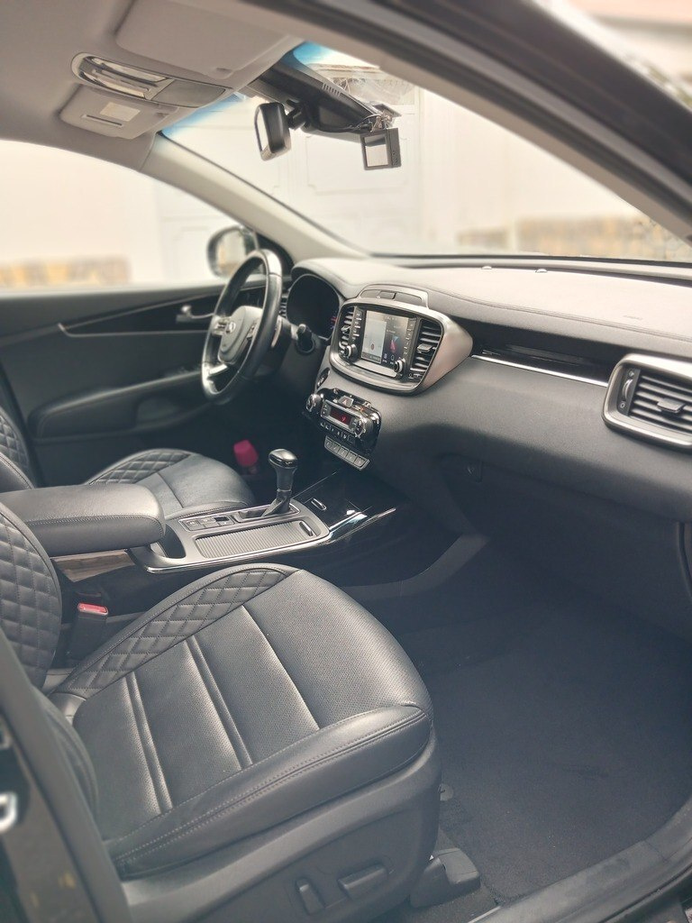 2019 Kia Sorento, 2.2L, 182000km - Image 7