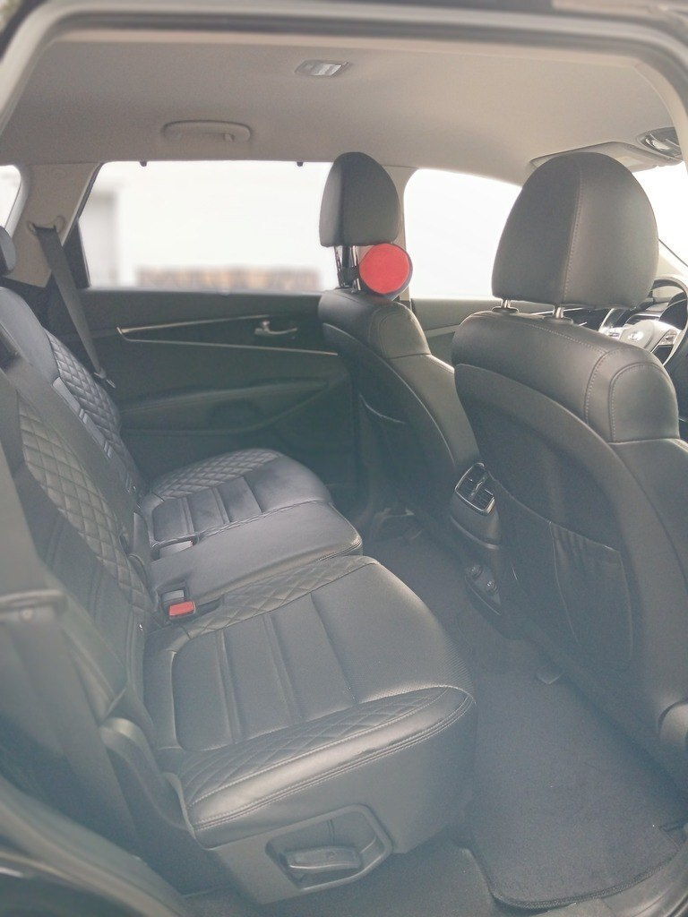 2019 Kia Sorento, 2.2L, 182000km - Image 10