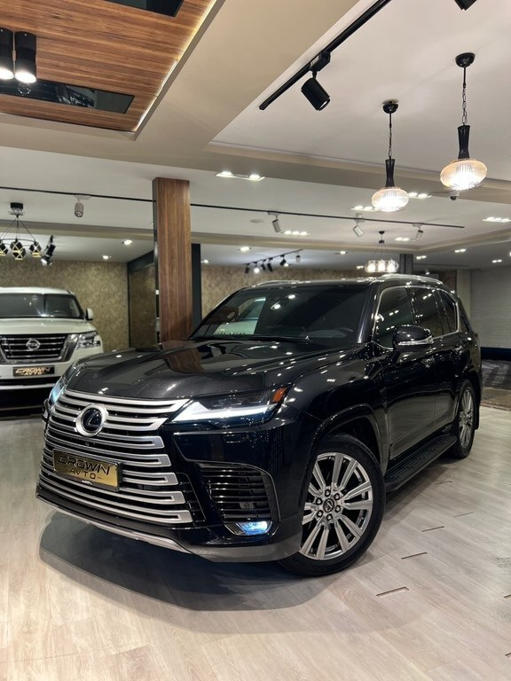 2023 Lexus LX 600, 3.5L, 14000km - Image 1