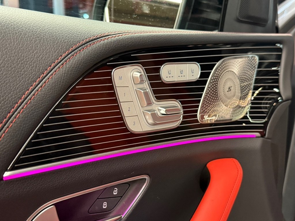 2024 Mercedes GLE 53 AMG 4MATIC+ Coupe, 3.0L, 15000km - Image 16