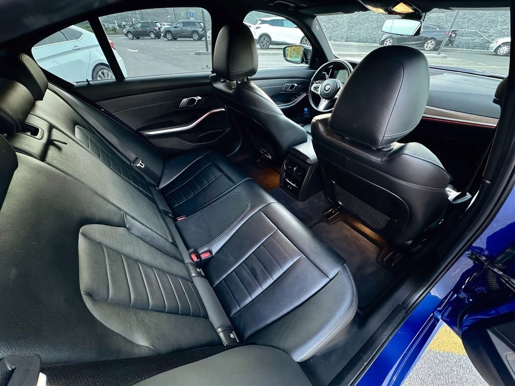 2021 BMW 330e, 2.0L, 203000km - Image 18
