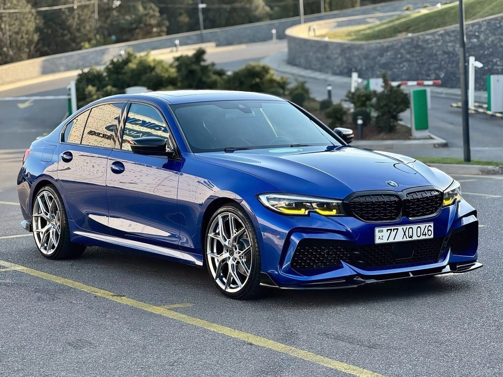 2021 BMW 330e, 2.0L, 203000km - Image 4
