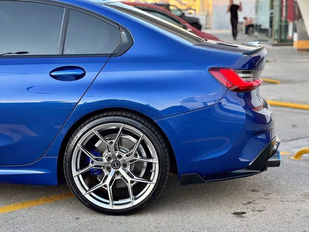 2021 BMW 330e, 2.0L, 203000km - Image 8