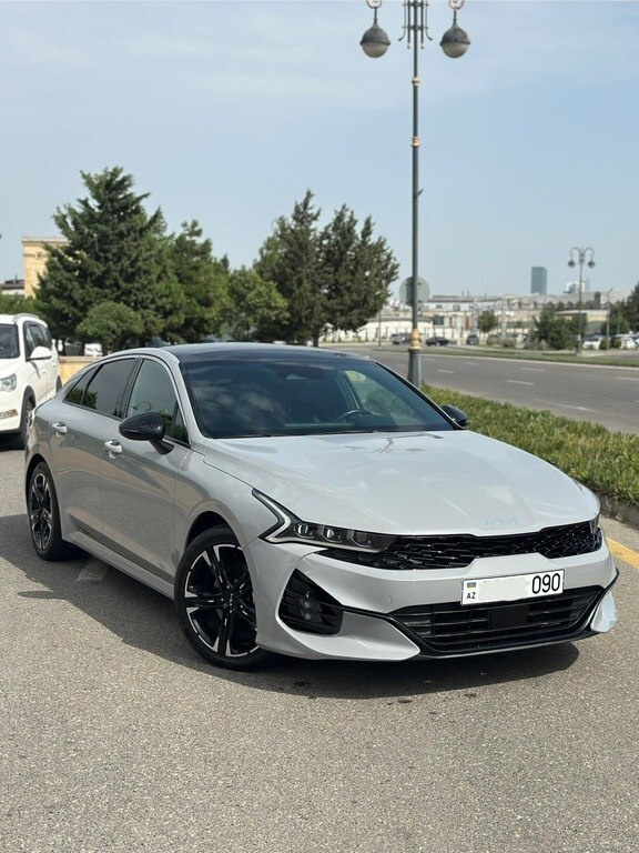 2023 Kia K5, 1.6L, 69000km - Image 2