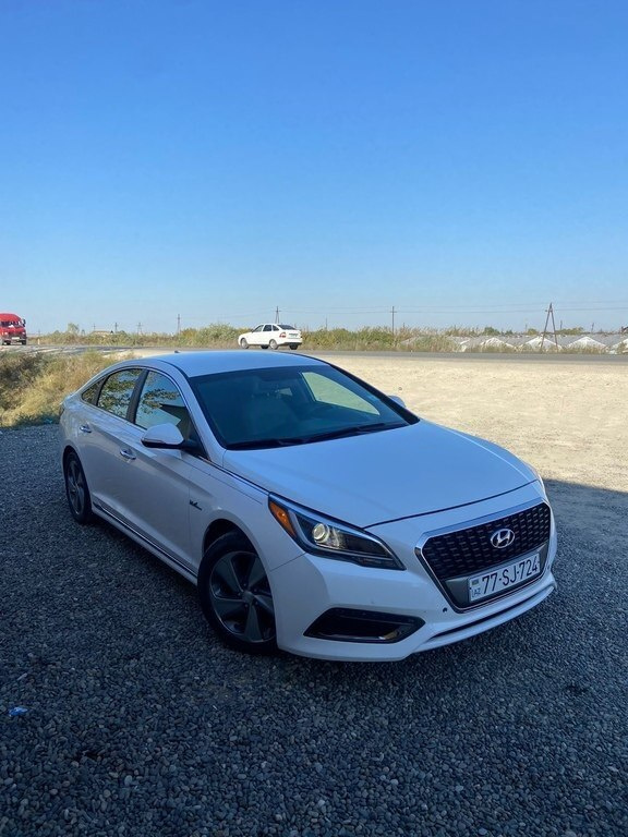 2017 Hyundai Sonata, 2.0L, 128748km - Image 2