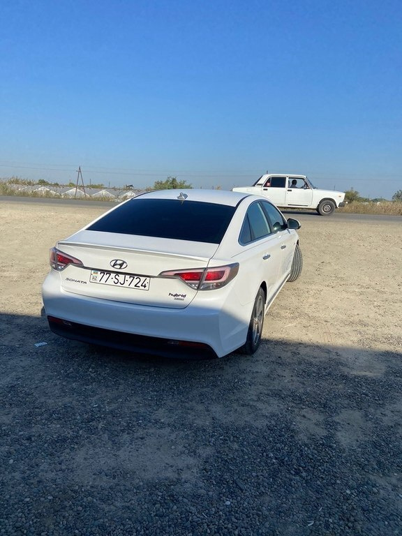 2017 Hyundai Sonata, 2.0L, 128748km - Image 14