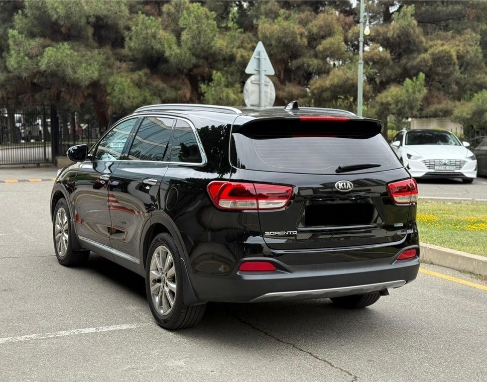 2017 Kia Sorento, 2.0L, 171271km - Image 5