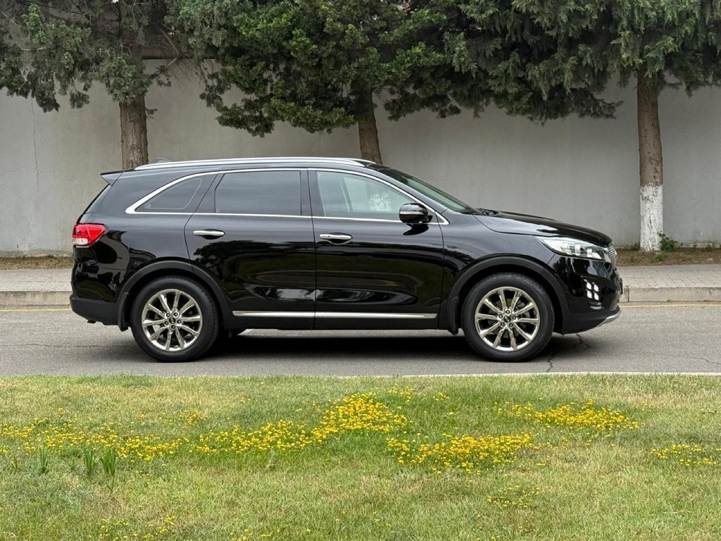 2017 Kia Sorento, 2.0L, 171271km - Image 9