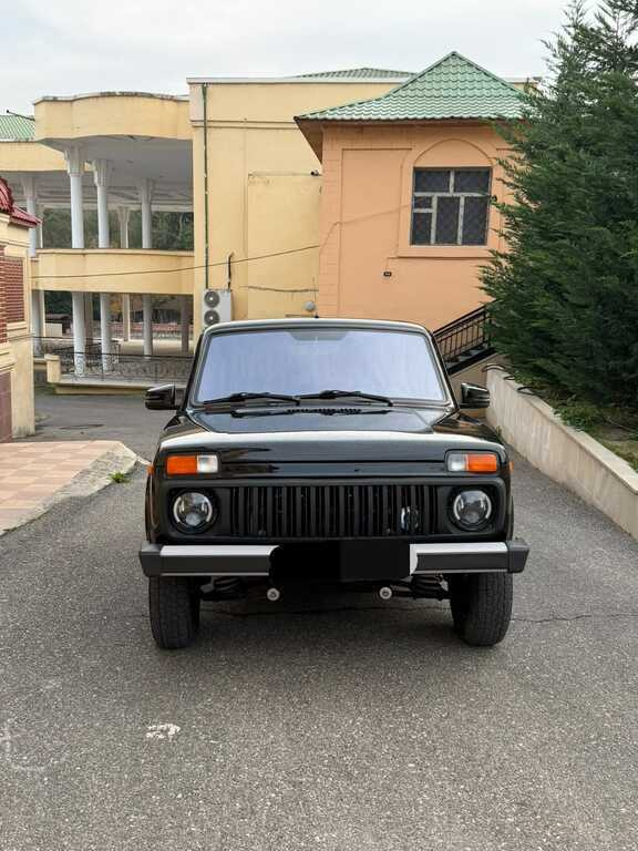 2021 LADA (VAZ) Niva, 1.7L, 51000km - Image 1