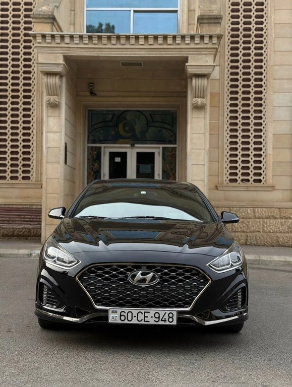 2017 Hyundai Sonata, 2.0L, 176000km - Image 1