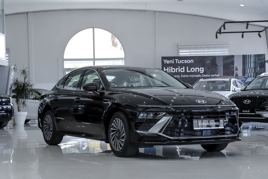 2025 Hyundai Sonata, 2.0L, 0km - Image 1