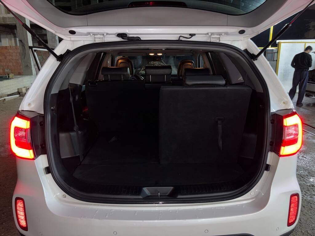 2013 Kia Sorento, 2.4L, 167000km - Image 10